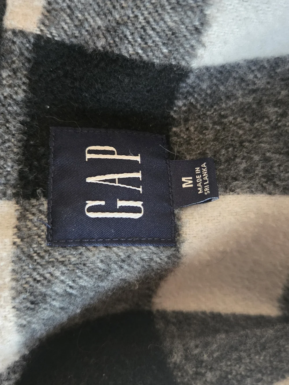 GAP Wool Plaid Shacket M - Picture 6 of 9